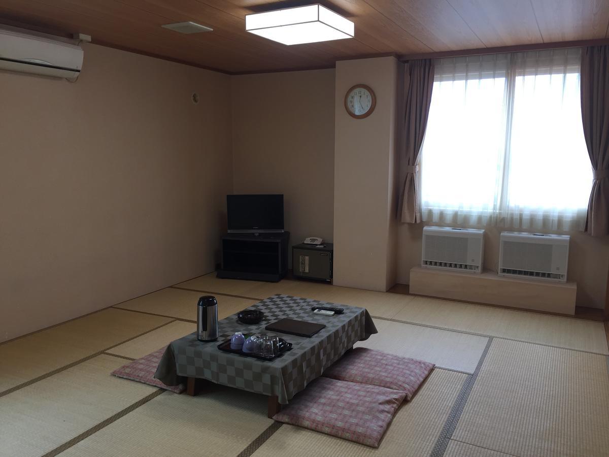Kitamura Onsen Hotel Iwamizawa Exteriör bild